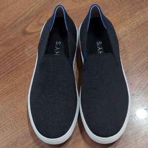 Rothy's Women's Black and Blue Slip-On Loafers